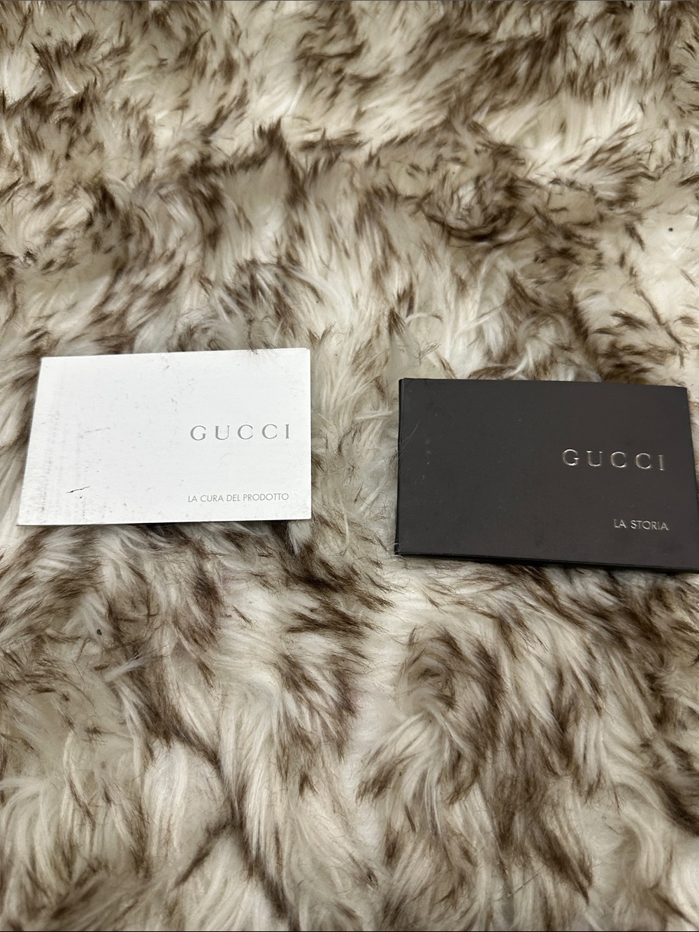 GUCCI Burgundy, Gold and Tan GG PURE SNAKESKIN Shoulder Bag W/tassel. - Picture 13 of 15